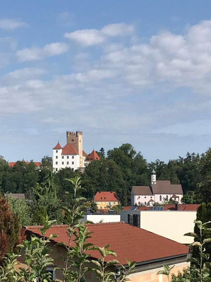 House With Castle View & Art Lägenhet Günzburg Exteriör bild
